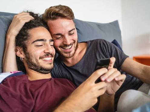 Creating Intimacy Through Gay Sexting